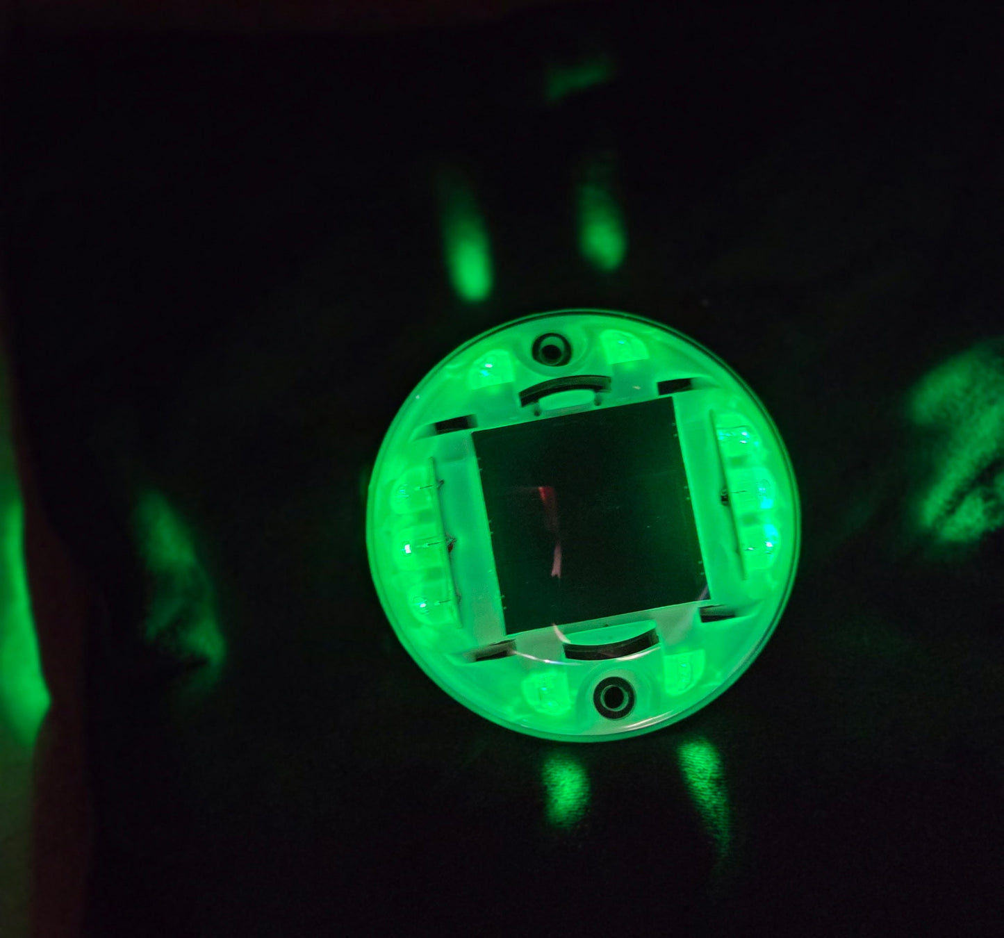 HydroGlow Solar Cap Light Green-C1G product image 2