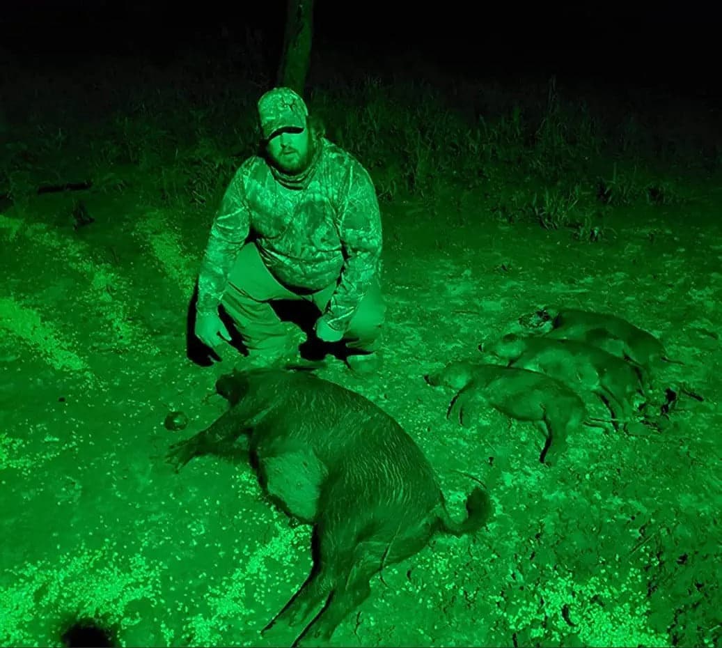 Langy Solar Green Light for Hunting Hogs Deer Fish light -15000lumens product image 4